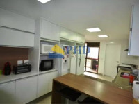 Apartamento 4 Quartos 262m² 