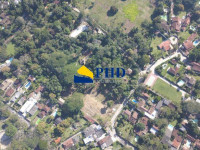 Terreno  180m² 
