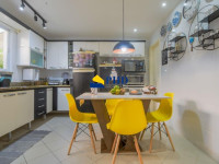 Casa 4 Quartos 220m² 