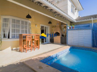 Casa 4 Quartos 220m² 