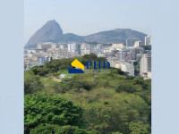 APARTAMENTO 4 Quartos 146m² 