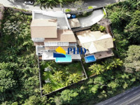 CASA 4 Quartos 850m² 