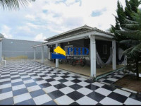 Casa 5 Quartos 330m² 