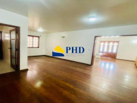 Casa 5 Quartos 454m² 