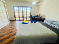 Casa 5 Quartos 454m² 
