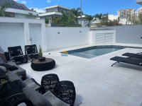 Casa 5 Quartos 329m² 
