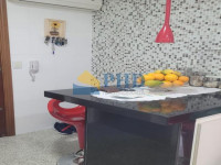 Apartamento 4 Quartos 217m² 