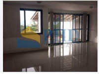 Apartamento 4 Quartos 195m² 
