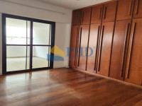 Apartamento 4 Quartos 195m² 