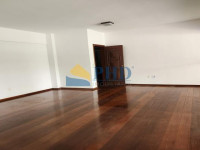 Apartamento 4 Quartos 195m² 