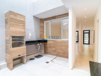 Casa 4 Quartos 234m² 