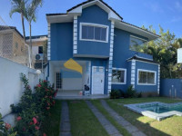 Casa 4 Quartos 200m² 