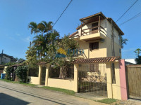 Casa 2 Quartos 180m² 