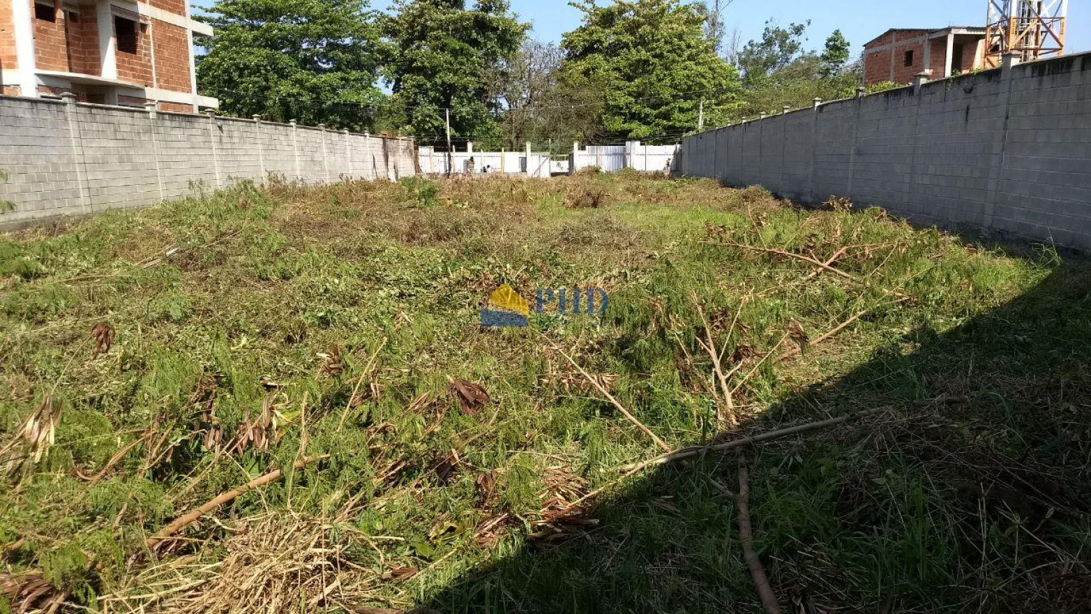 Terreno  1300m² 