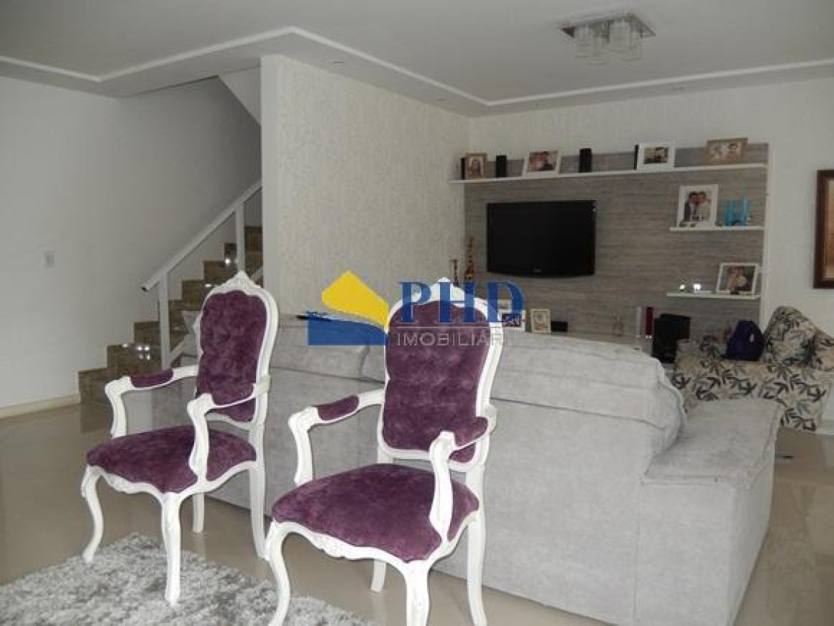 Casa 4 Quartos 270m² 