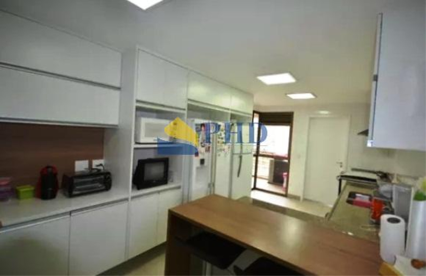 Apartamento 4 Quartos 262m² 