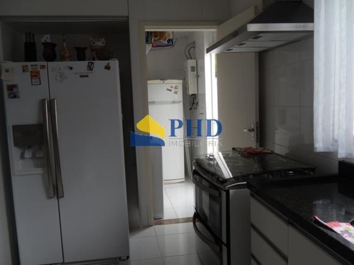 Casa 4 Quartos 270m² 