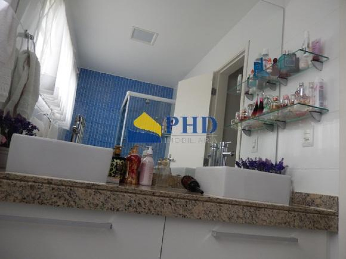 Casa 4 Quartos 270m² 