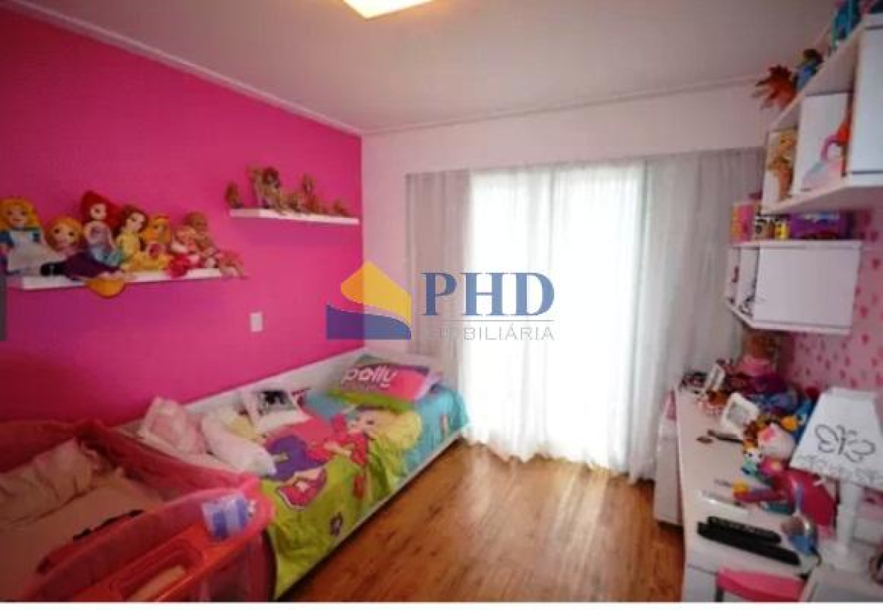 Apartamento 4 Quartos 262m² 