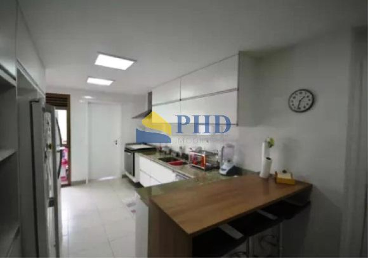 Apartamento 4 Quartos 262m² 