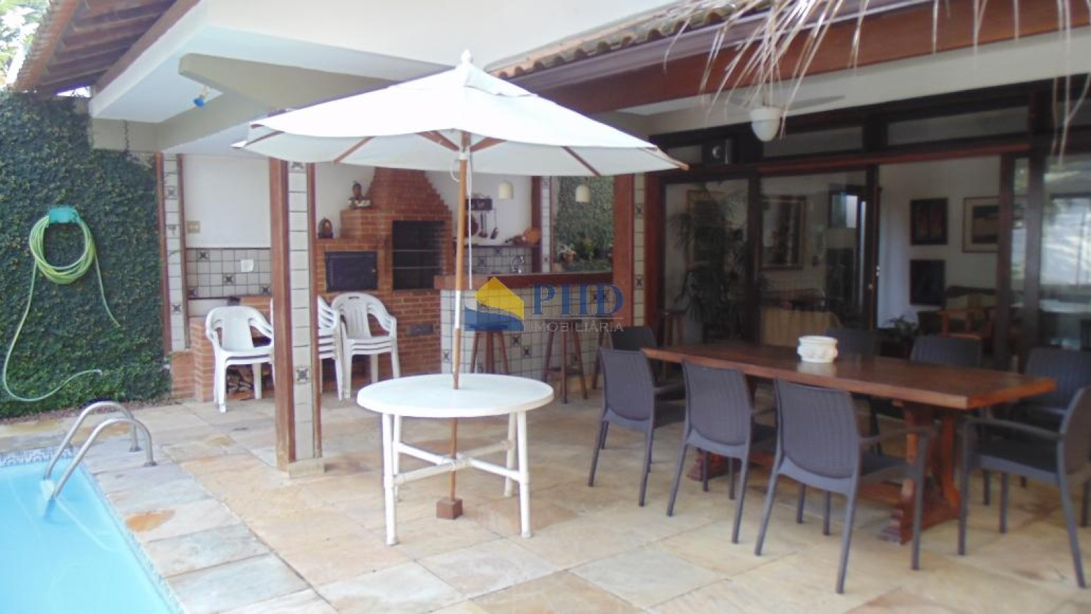 Casa 5 Quartos 400m² 