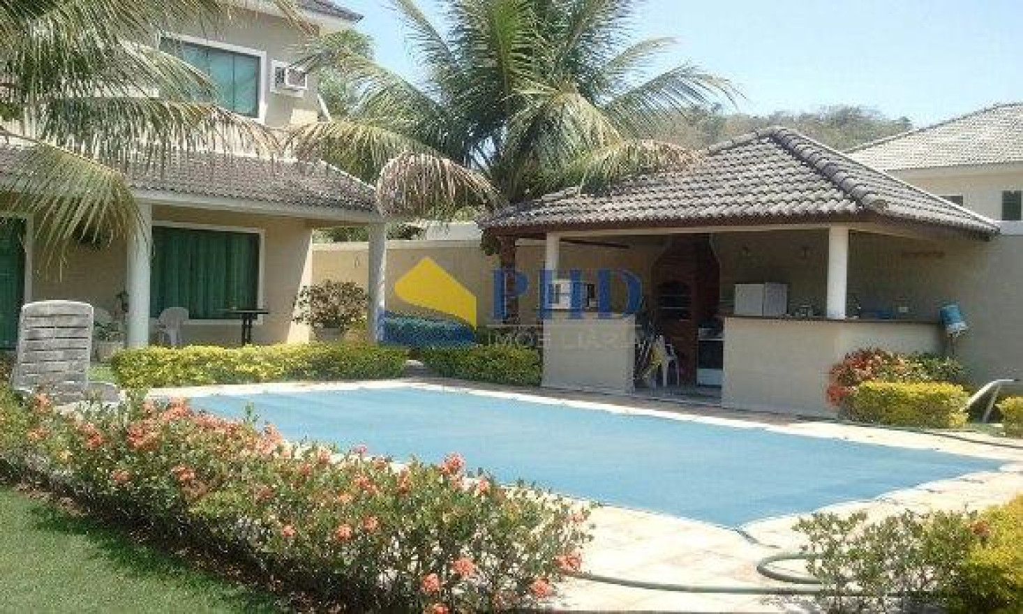 Casa 4 Quartos 212m² 