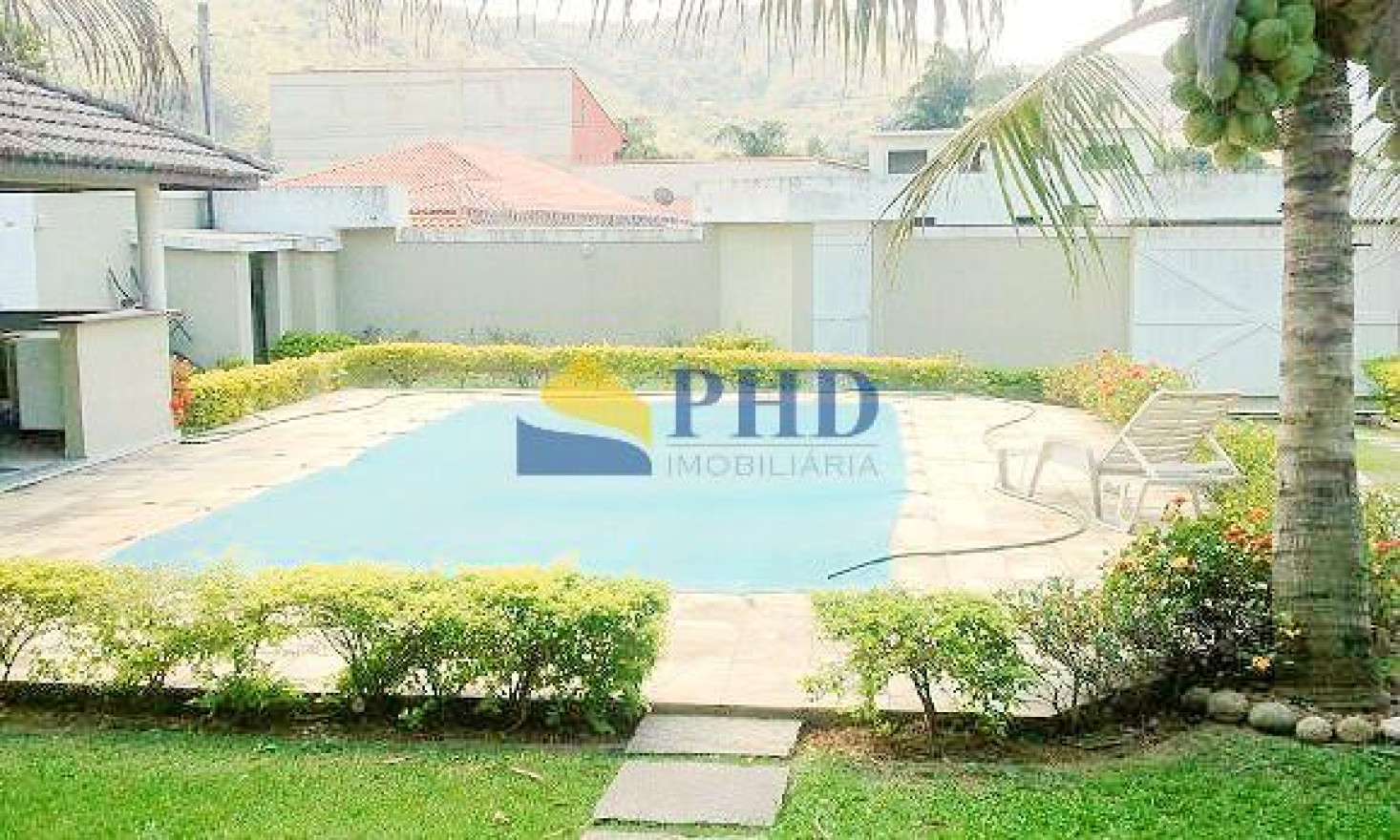 Casa 4 Quartos 212m² 
