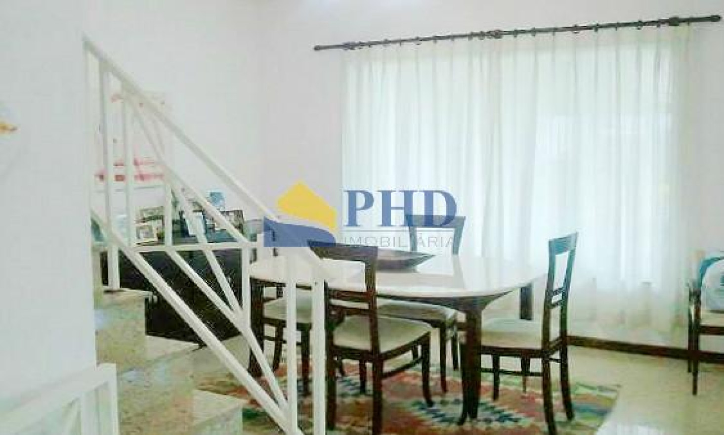 Casa 4 Quartos 212m² 