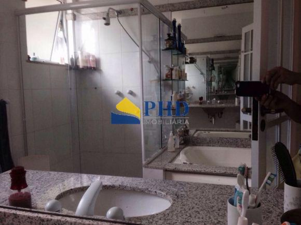Casa 4 Quartos 343m² 