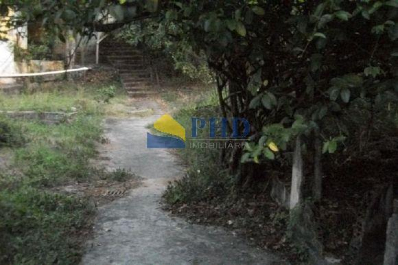 Terreno  1150m² 