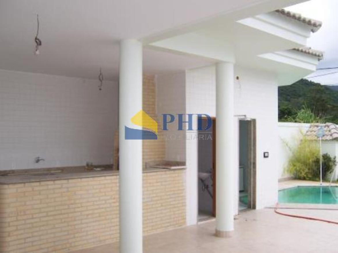 Casa 5 Quartos 181m² 