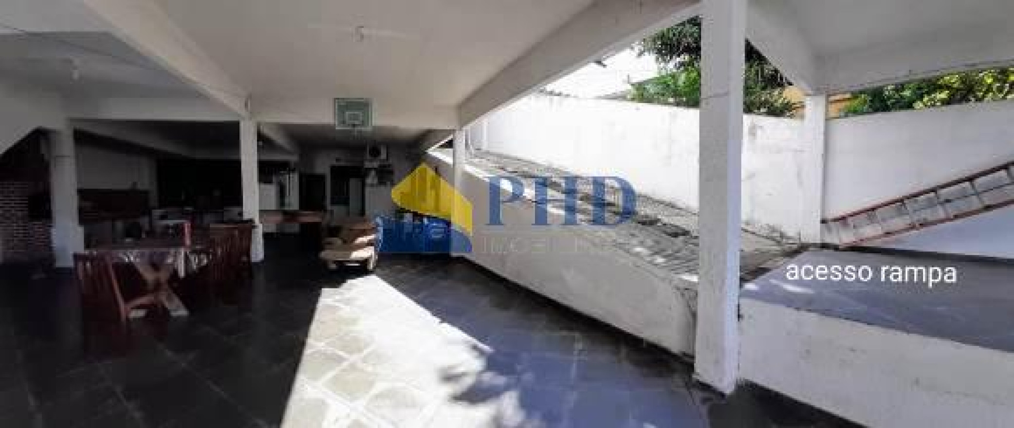 Casa 4 Quartos 378m² 