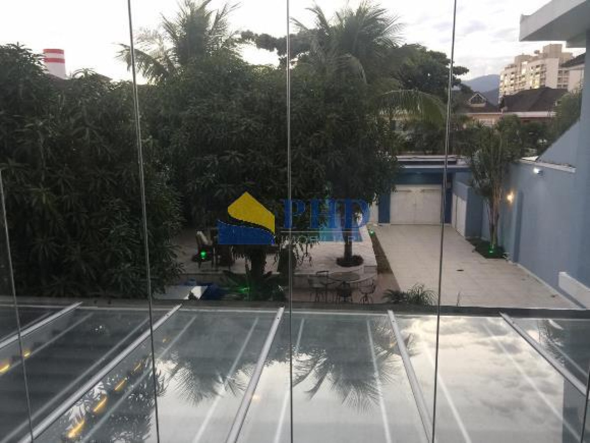 Casa 5 Quartos 444m² 