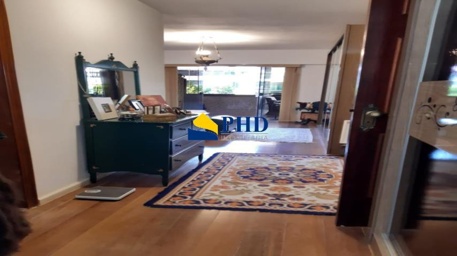 Apartamento 4 Quartos 377m² 