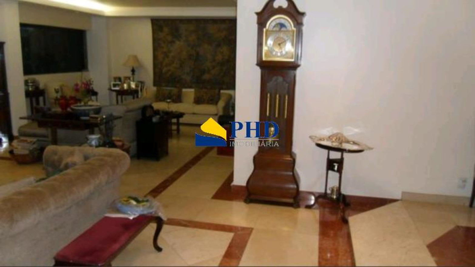 Apartamento 4 Quartos 377m² 