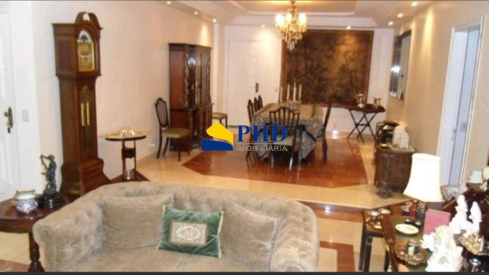 Apartamento 4 Quartos 377m² 