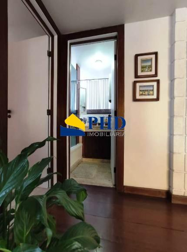 Casa 5 Quartos 360m² 