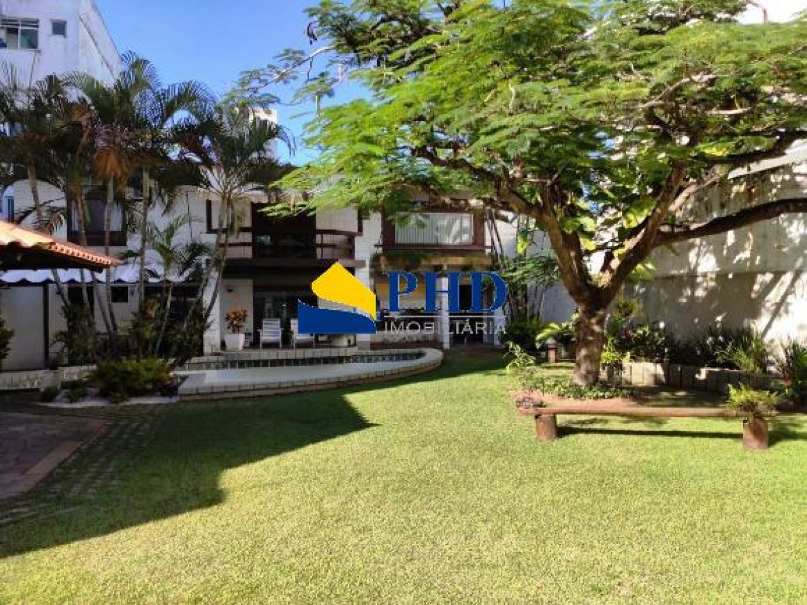 Casa 5 Quartos 360m² 