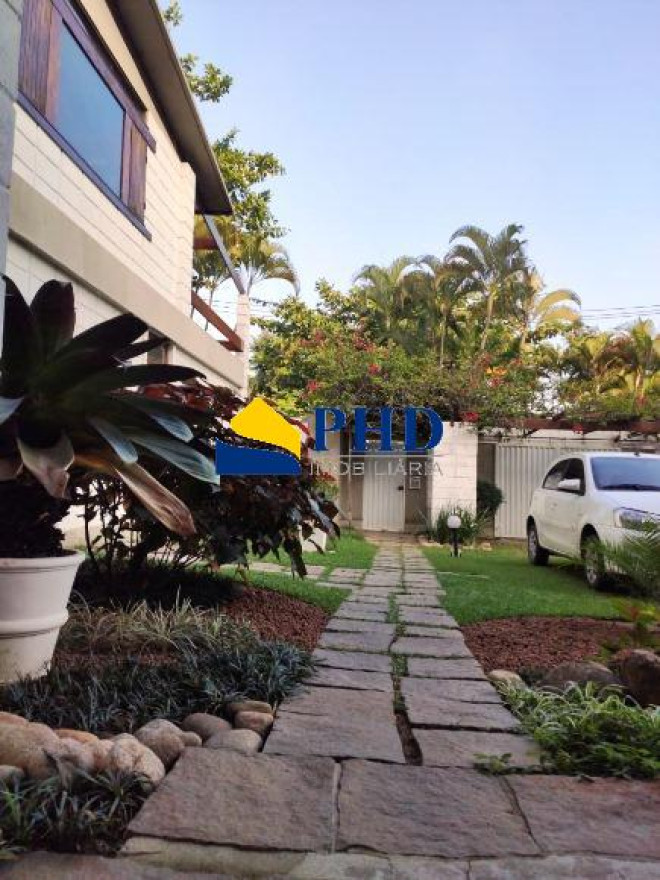 Casa 5 Quartos 360m² 