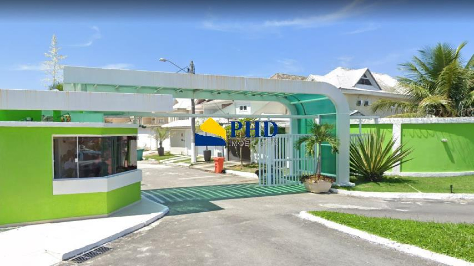Casa 4 Quartos 300m² 