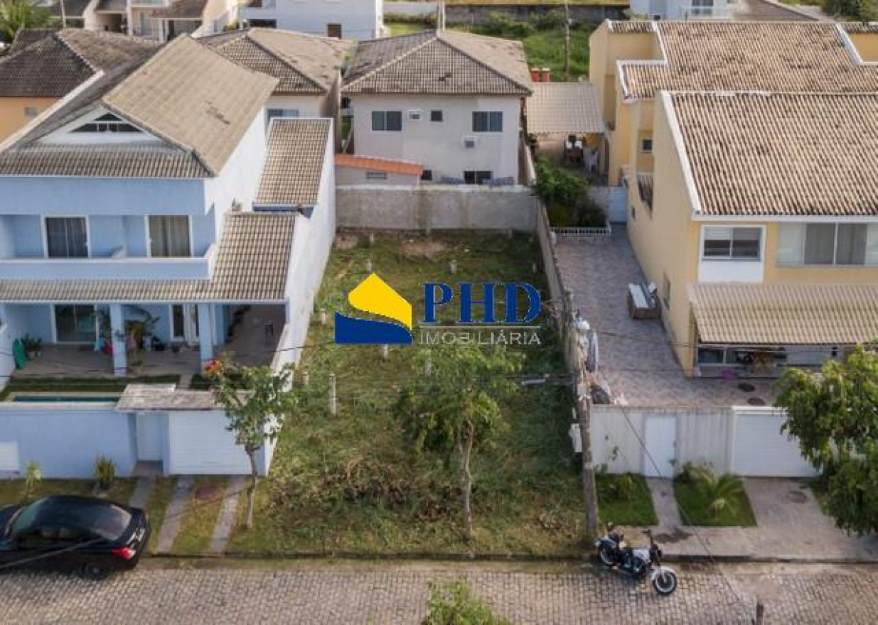 Terreno  180m² 