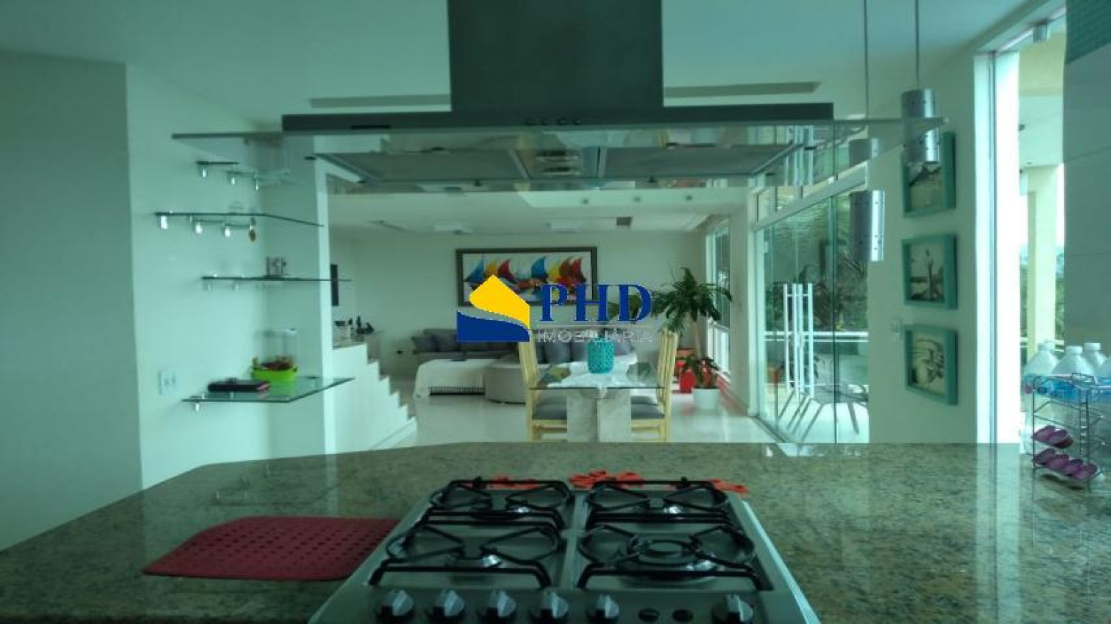 Casa 4 Quartos 340m² 