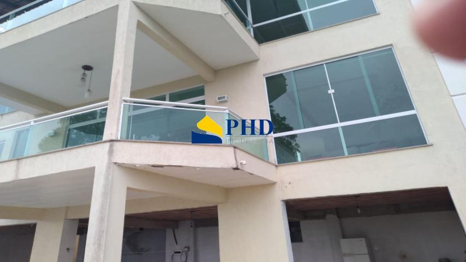 Casa 4 Quartos 340m² 
