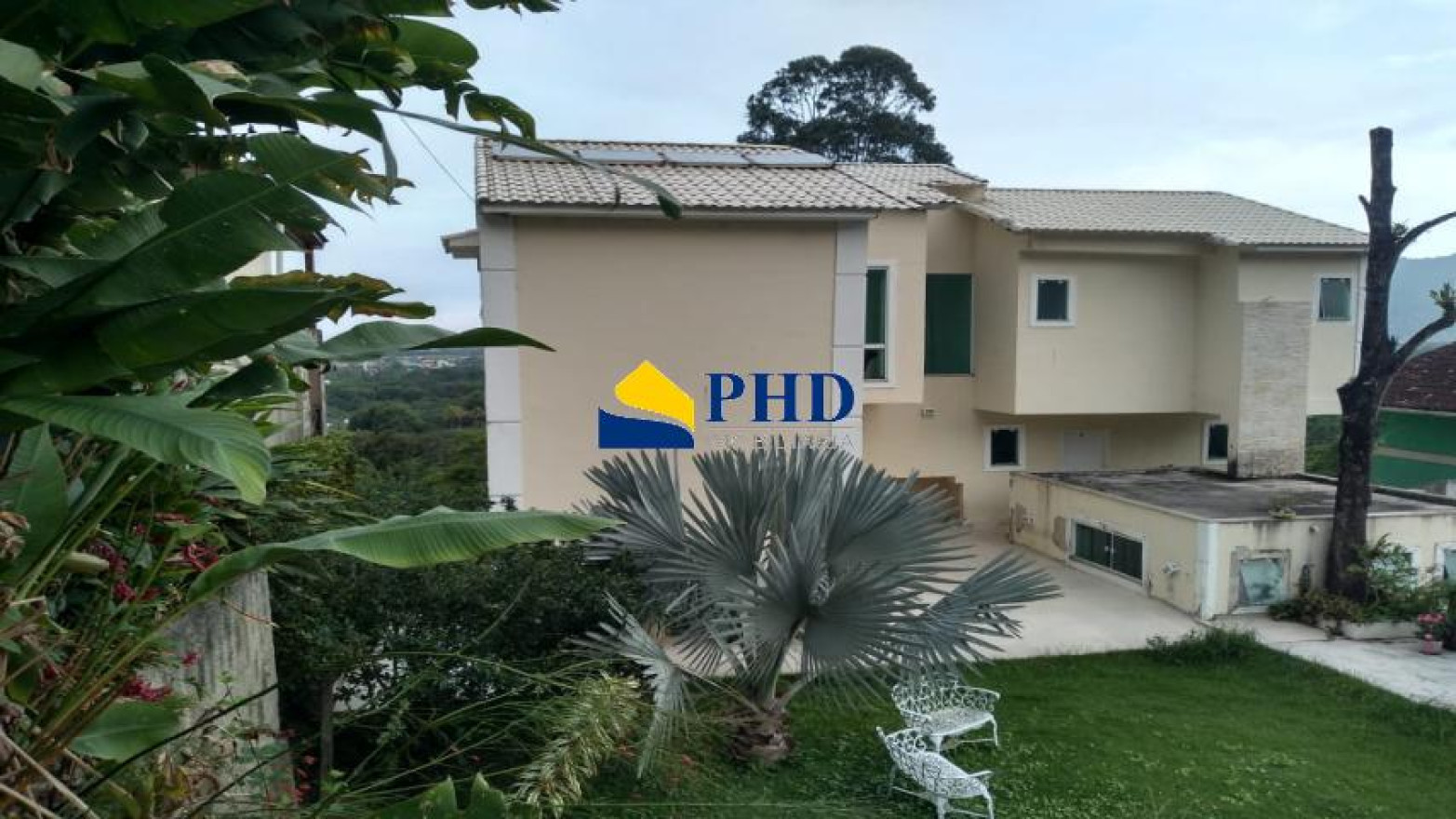 Casa 4 Quartos 340m² 