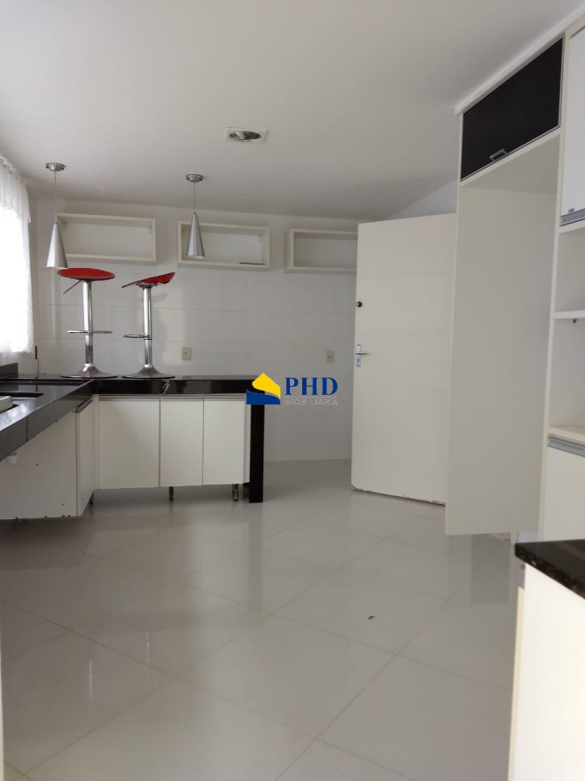 Casa 3 Quartos 200m² 