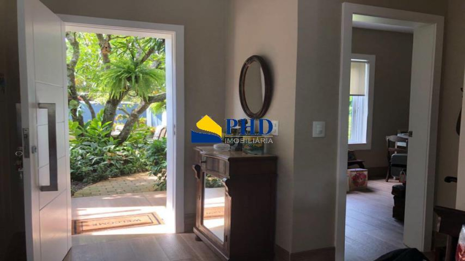 Casa 4 Quartos 380m² 