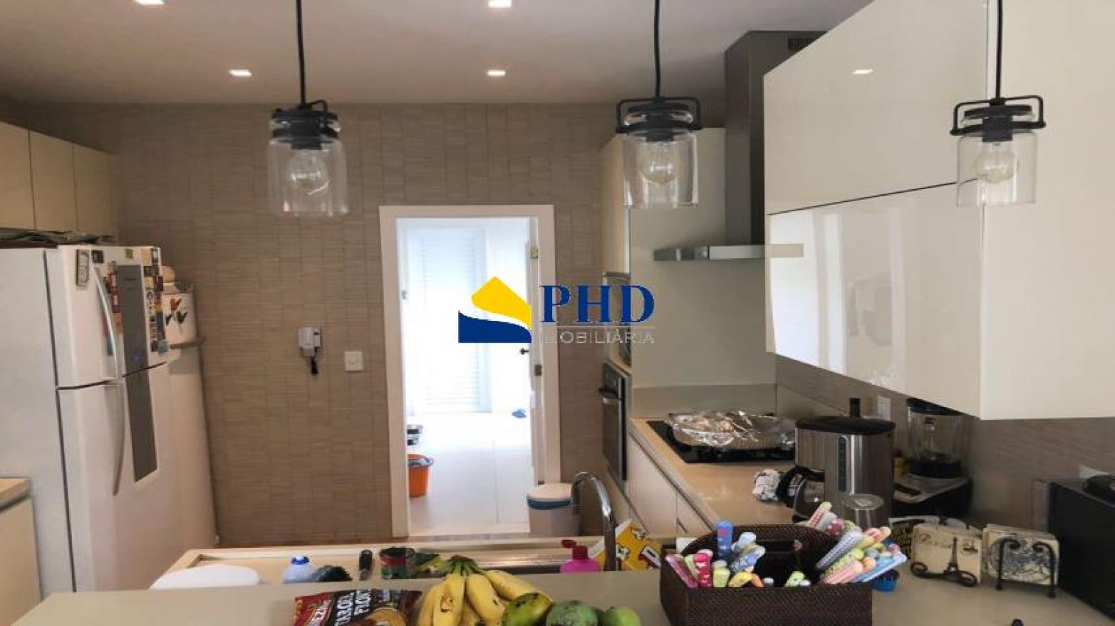 Casa 4 Quartos 380m² 