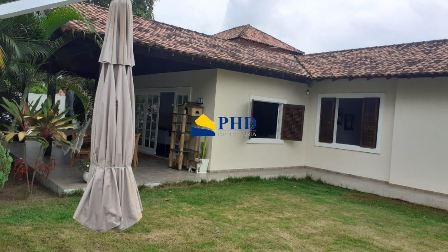 Casa 5 Quartos 347m² 