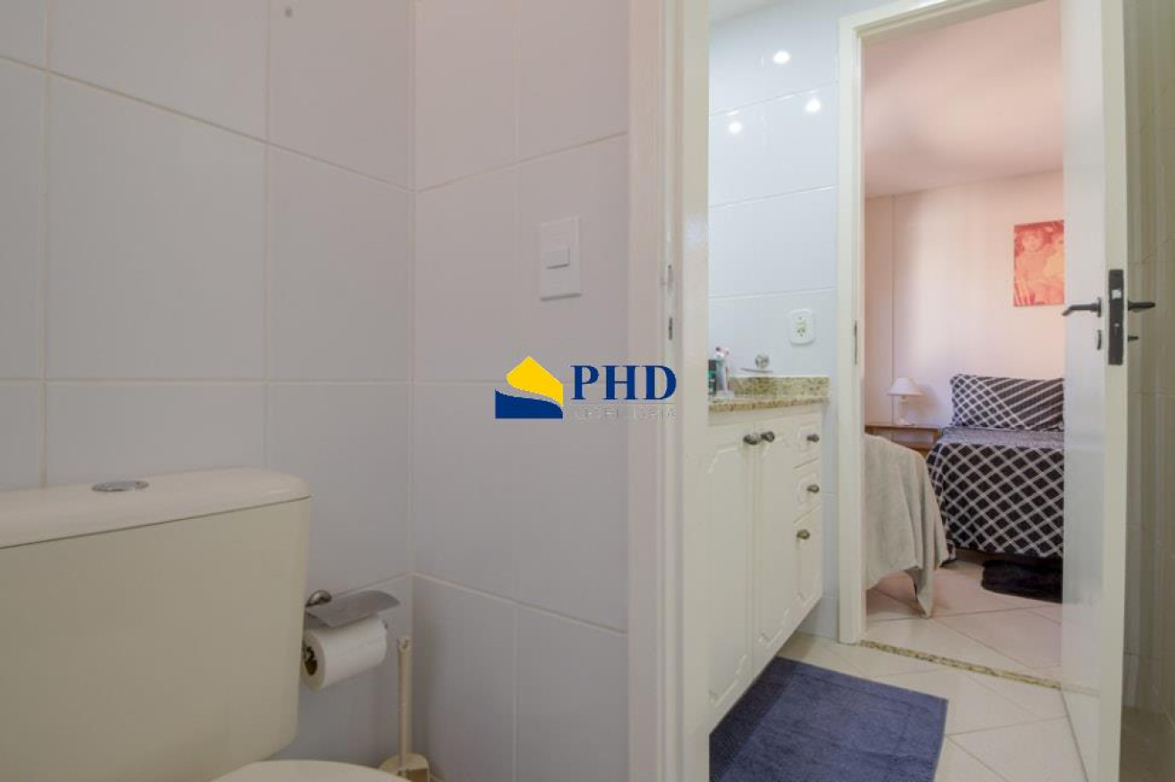 Casa 4 Quartos 220m² 