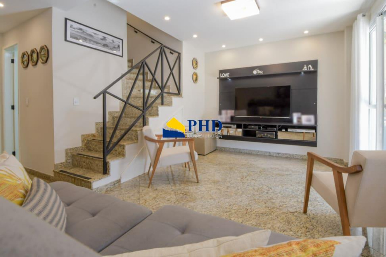 Casa 4 Quartos 220m² 